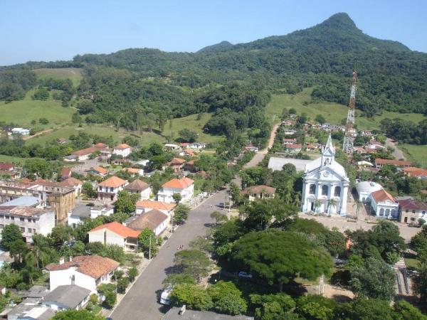 Imagens tiradas do município de Dona Francisca, Rio Grande do Sul, Brasil.