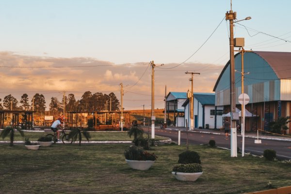 AVENIDA EUGENIO GENTIL MULLER