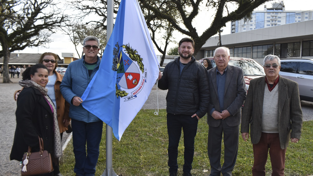 Município participa de inauguração da Alameda das Bandeiras