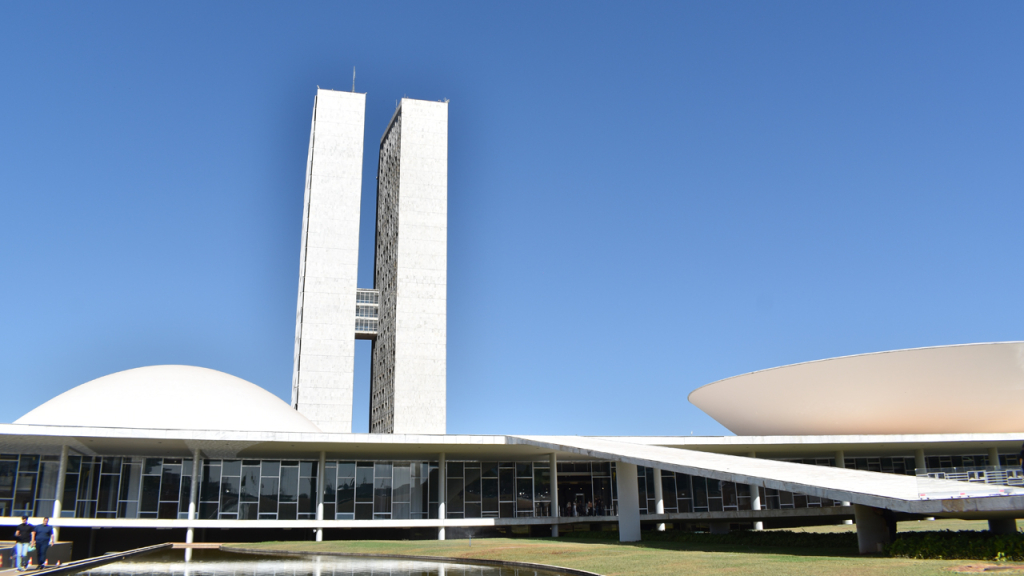 Gestores cumprem agenda e voltam com boas notícias da capital Federal