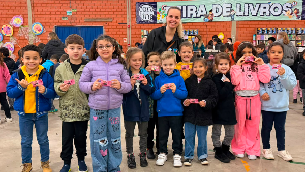 Foto da Notícia Incentivo à leitura marca a 4ª Feira Multicultural