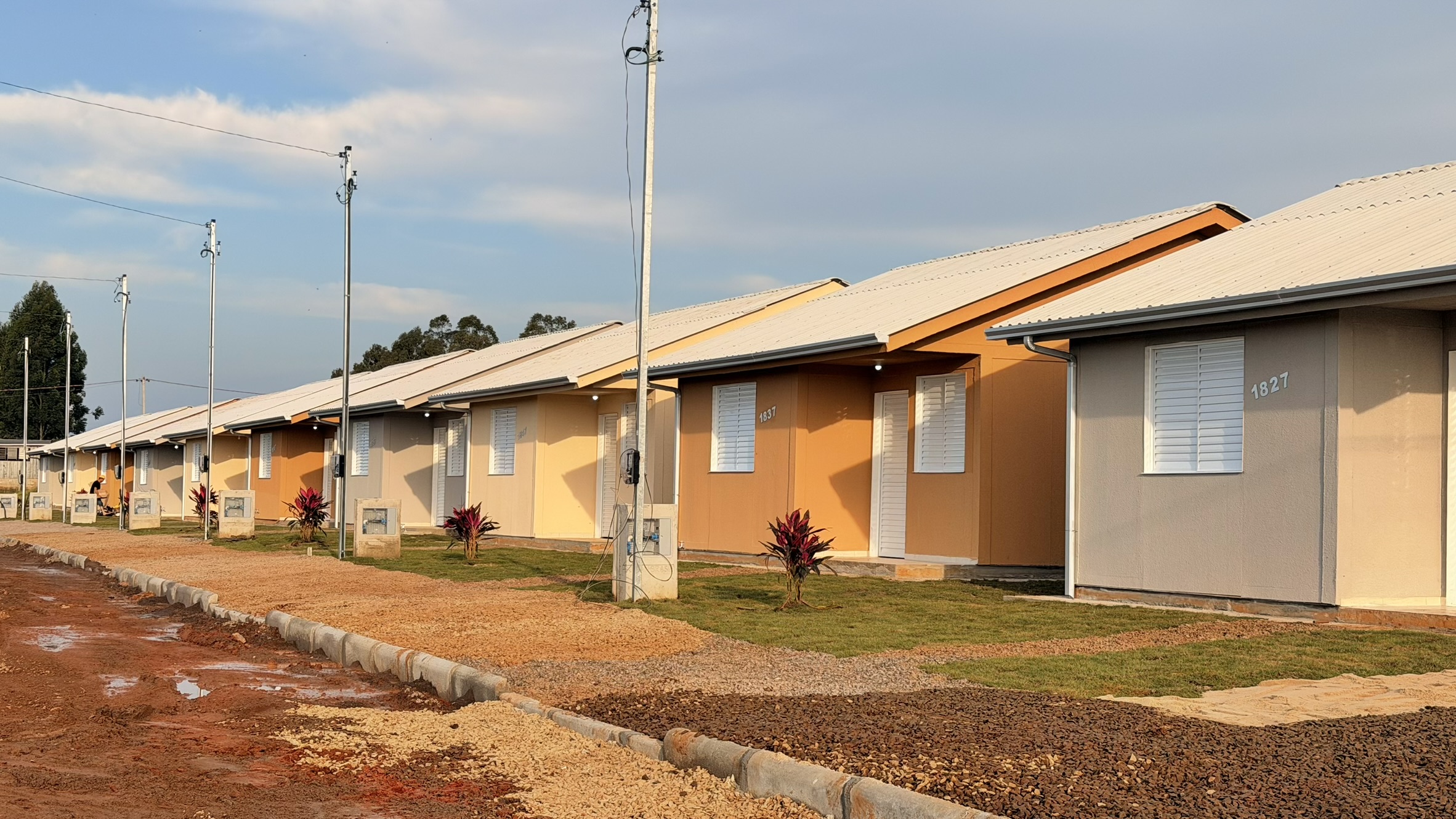 Município entrega as primeiras 20 casas do Programa A Casa é Sua – Calamidade